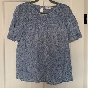 Vineyard Vines flowy top